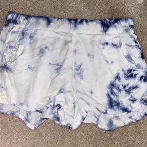 WOMENS M TIE DYE AERIE SOFT SHORTS!